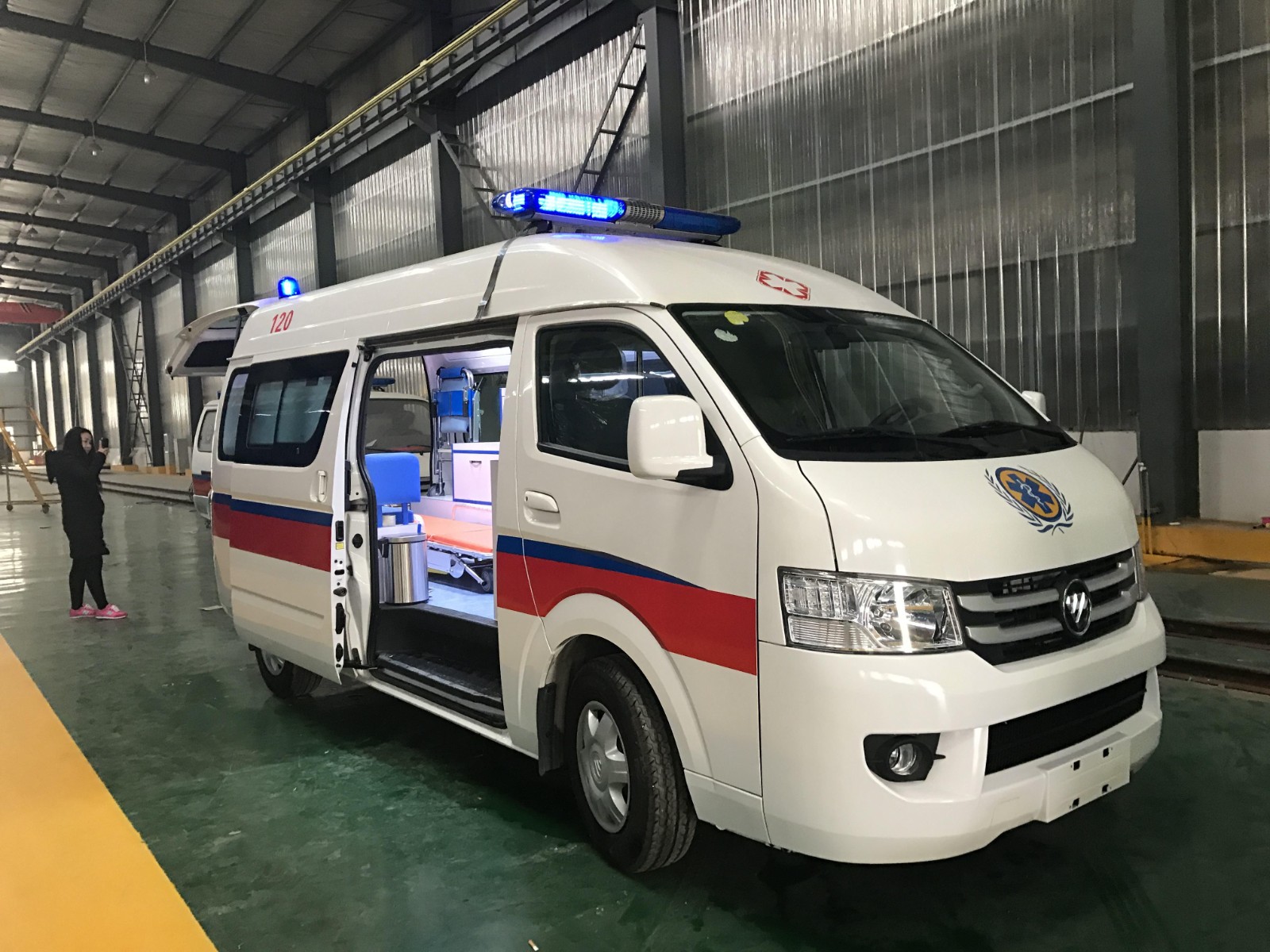 凌云县救护车转院